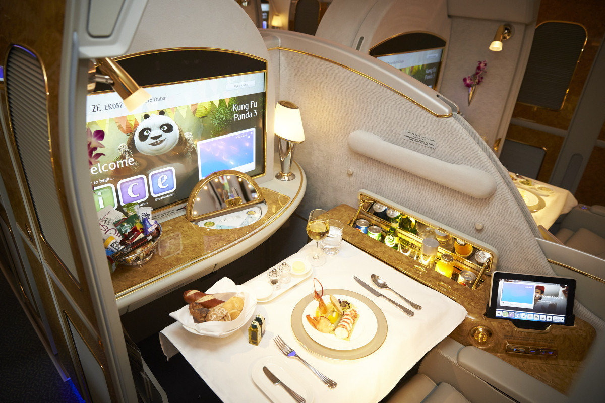 firstclass-269079.jpg