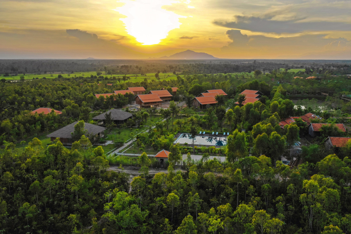 Aerial Photo Farmhouse Smiling Gecko.jpg
